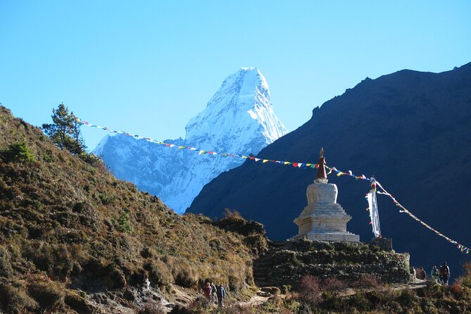 Everest base camp trek & Heli return - Day 1: Lukla to Phakding through the lower Khumbu
