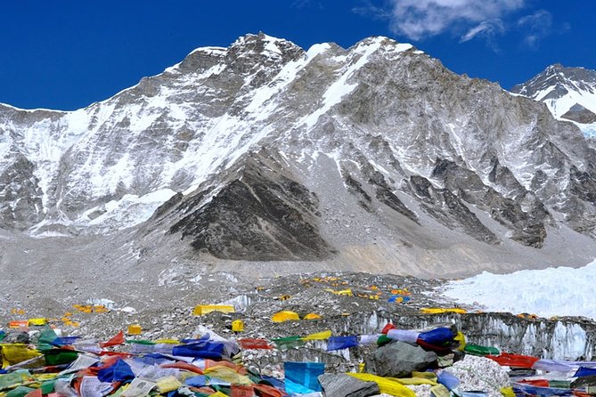 Everest Helicopter Tour- Day Tour - The short flight to Everest View Hotel