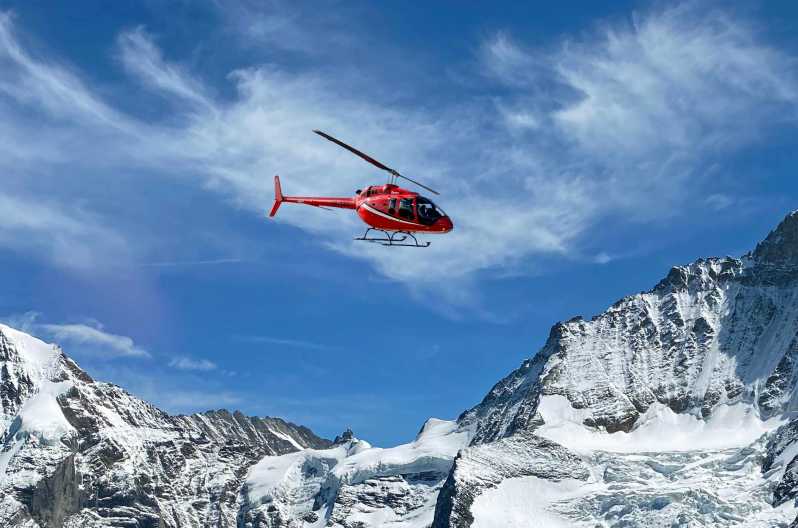 Exclusive helicopter-tour for 4 people to the Swiss Alps - The 42-minute flight route