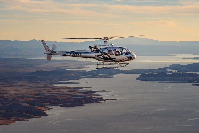 Extended Grand Canyon West Rim Air-Only Helicopter Tour - The return over the Las Vegas Strip