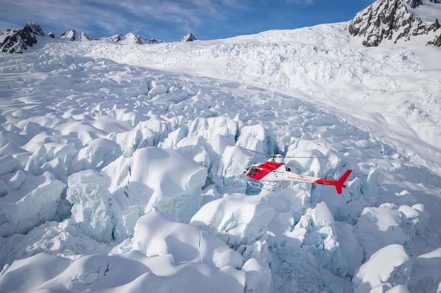 Fox Glacier: Scenic Helicopter Flight with Snow Landing - What the pilot adds to the experience
