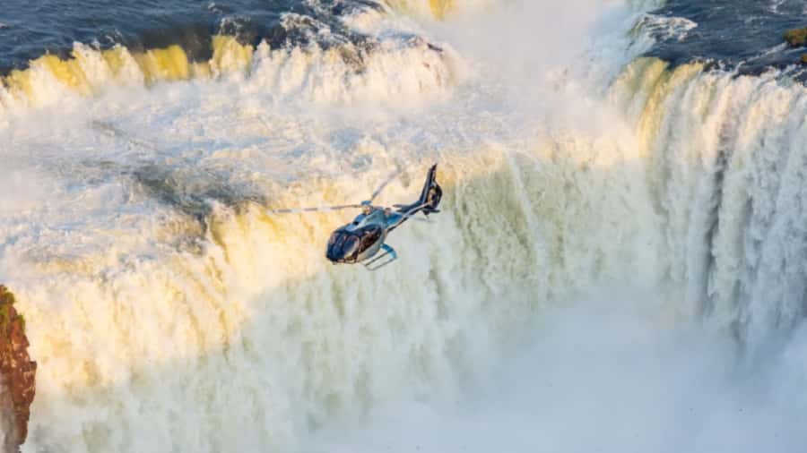 Foz do Iguaçu: Helicopter Flight over the Iguassu Falls - What happens at Helisul