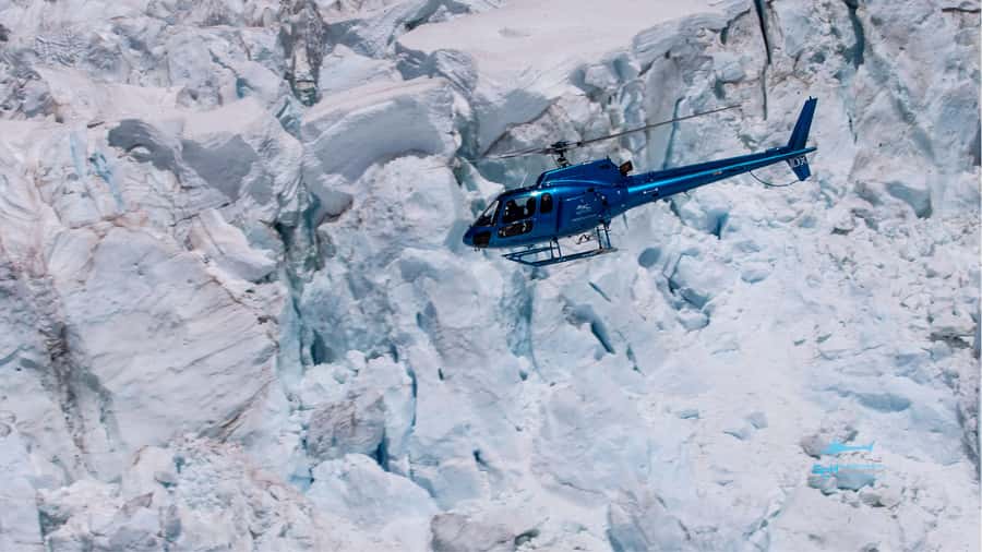 Franz Josef Glacier: Helicopter Flight & Alpine Landing - Boarding the helicopter and hearing the pilot