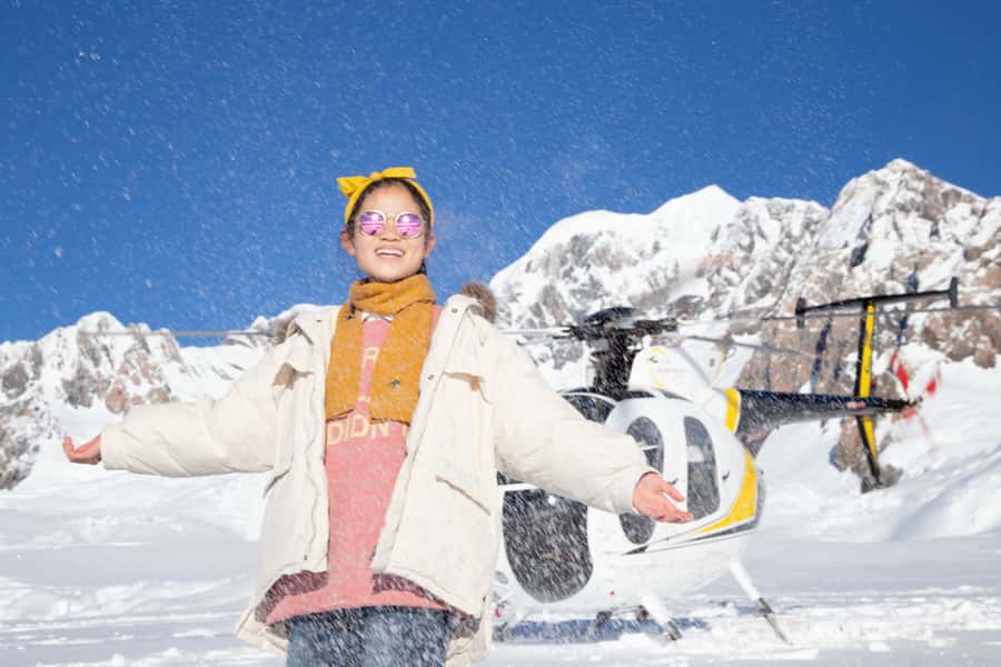 Franz Josef: Glacier Helicopter Ride with Snow Landing - The snow landing and time on the ice
