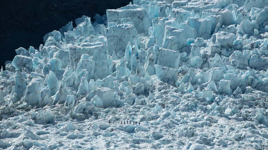 Franz Josef: Glacier Ice Climb experience with Heli Transfer - Clothing and equipment: what you still need to pack