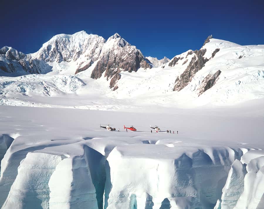 Franz Josef: The Grand Tour by Helicopter with Snow Landing - Who will enjoy this flight most?