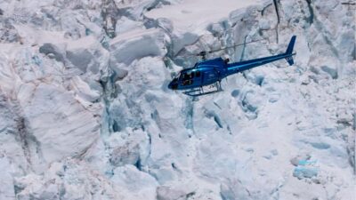 Franz Josef Town: 3-Glacier Helicopter Ride with Landing