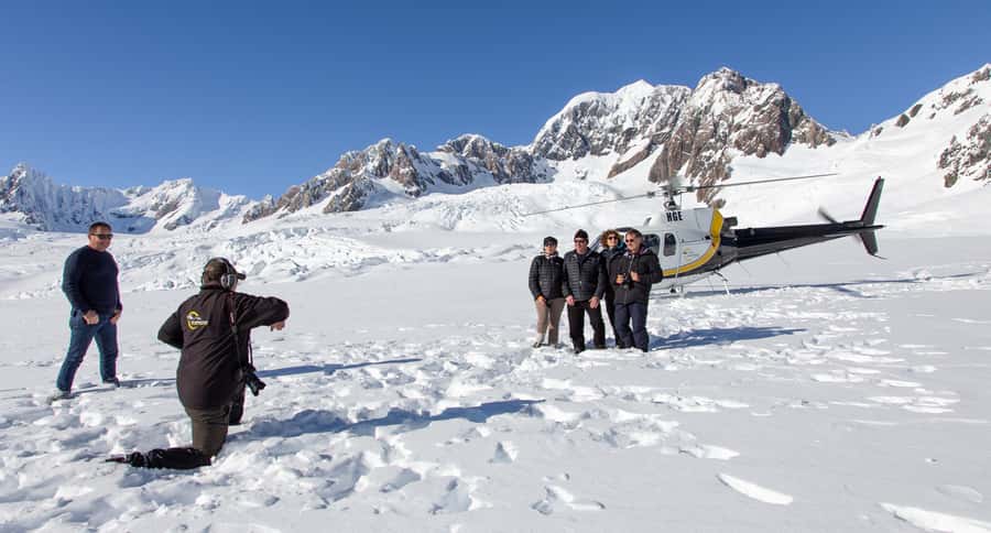 Franz Josef: Twin Fox & Franz Josef Glaciers Helicopter Trip - Leaving Franz Josef and reaching the ice