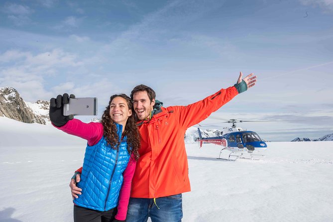 Franz Josef: Twin Glacier Helicopter Flight with Snow Landing - Seeing Franz Josef and Fox Glacier from above