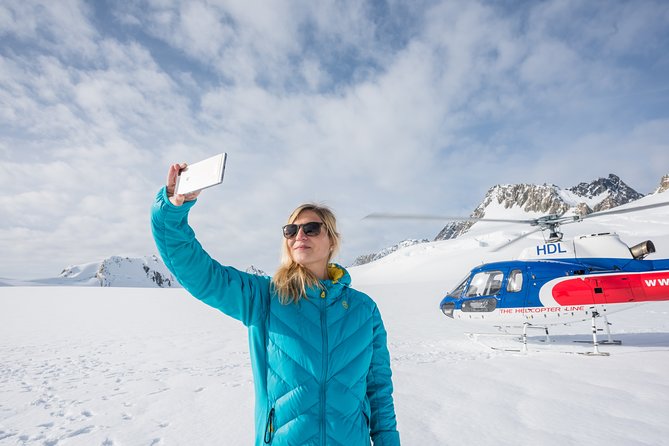 Franz Josef: Twin Glacier Helicopter Flight with Snow Landing - Who will enjoy this trip most?