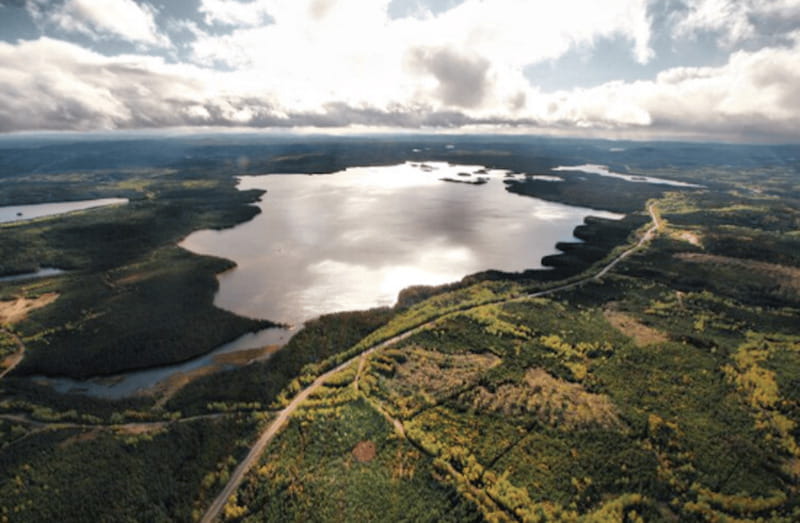 From Montreal: Scenic Montérégie Helicopter Tour - A final panoramic pass over Saint-Hubert airport
