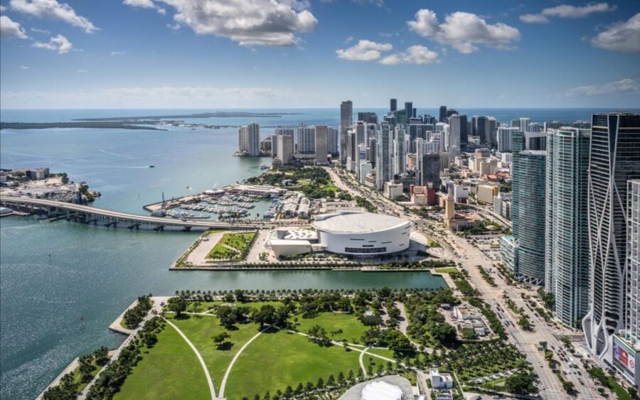 From Pembroke Pines: Helicopter Tour Over Miami - Key points to know before you fly