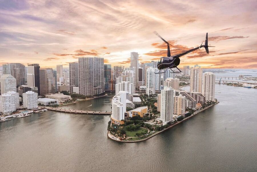 From Pembroke Pines: Helicopter Tour Over Miami - South Beach, North Beach, and the coast