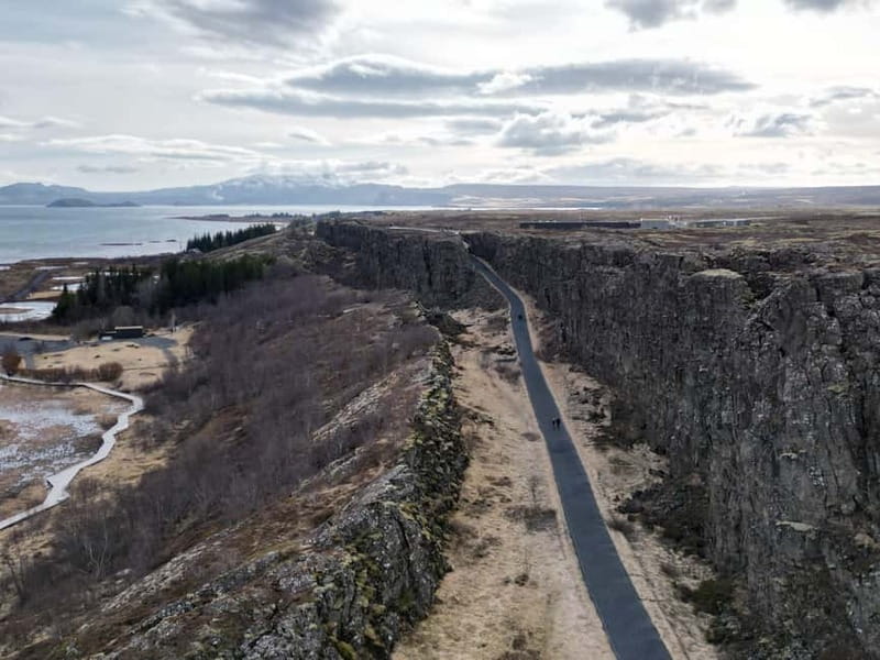 From Reykjavik: Fire And Ice Helicopter Tour with 2 Landings - Þingvellir from the air