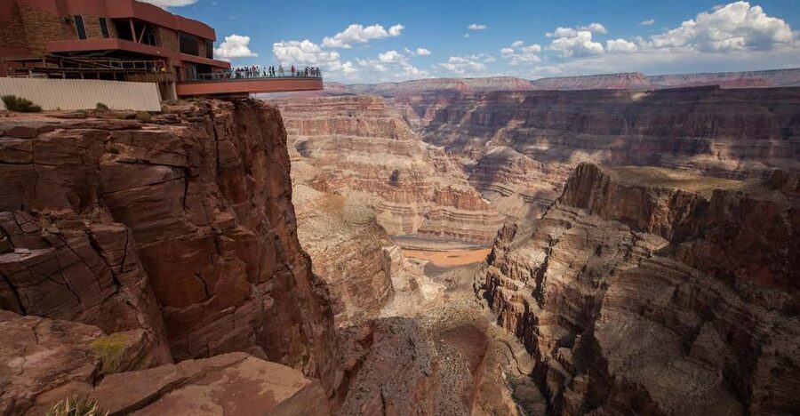 From Vegas: Grand Canyon Helicopter with Eagle Point Landing - Hoover Dam and the Mojave Desert from the air