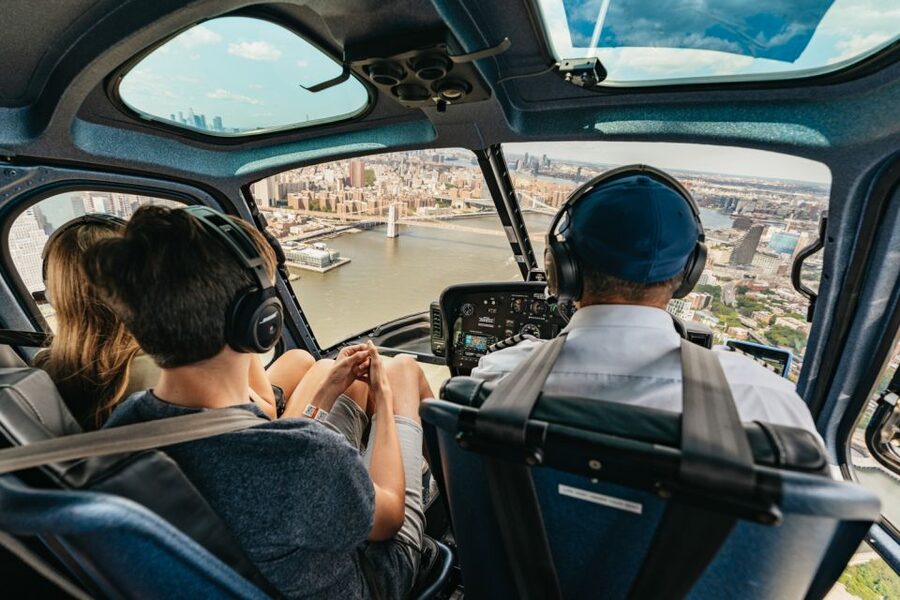 From Westchester: Private NYC Helicopter Tour for 2-6 People - What the pilot and safety process add