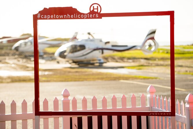 Full Peninsula Scenic Helicopter Flight with Free Boat Cruise - Seating, baggage, and practical details