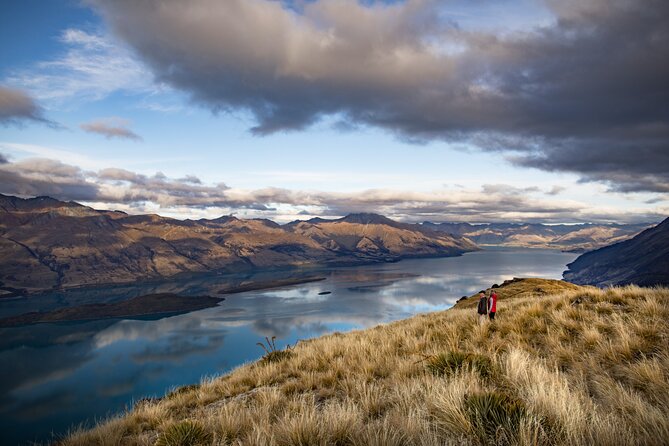 Grand Alpine Helicopter Flight - Queenstown - Lake Whakatipu and the approach to Glenorchy
