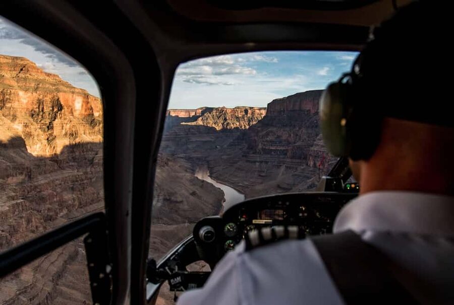 Grand Canyon: Fly Below Rim and Beyond Helicopter Air Tour - Practical details that affect your day