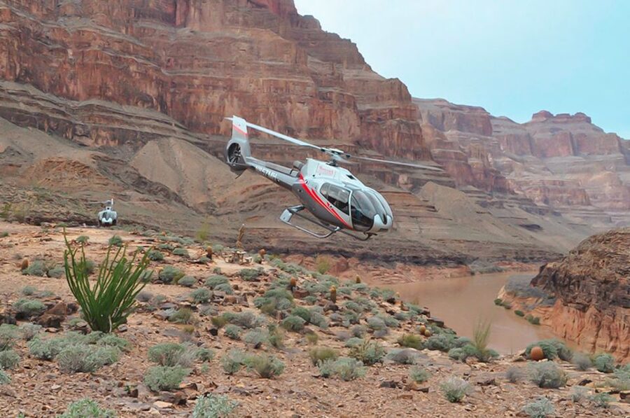 Grand Canyon West: West Rim Helicopter Tour with Landing - Key points at a glance