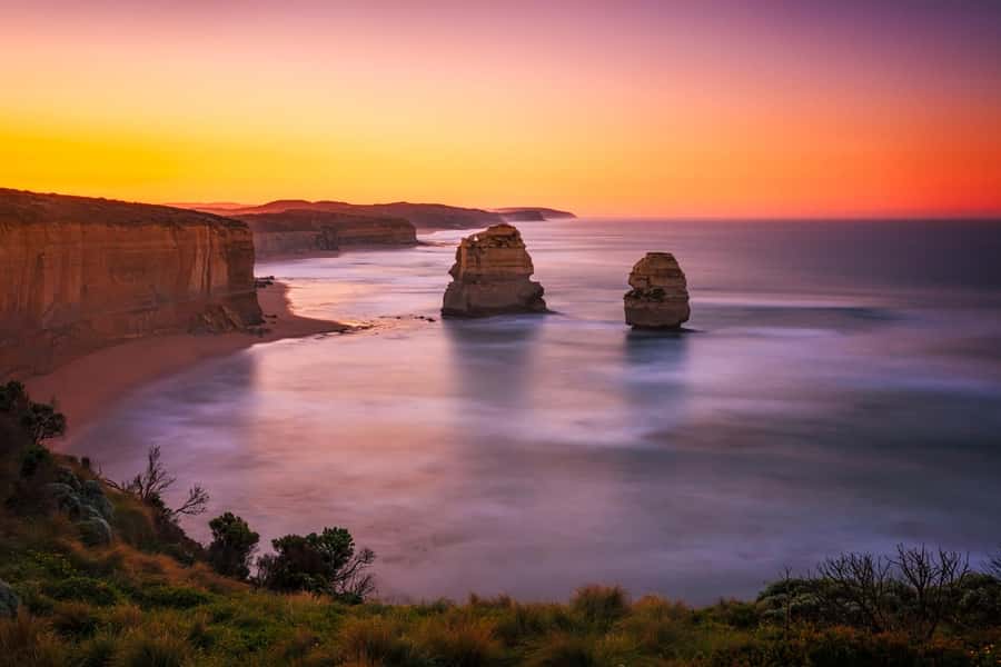 Great ocean road Reverse & Helicopter Experience Group Tours - Key points at a glance