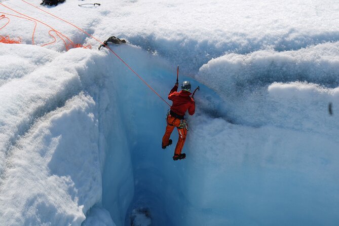 Heli Glacier Crevasse Ice Climbing- Summer - Who will enjoy this four-hour adventure