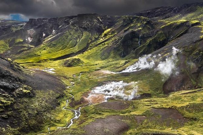 Helicopter Flight Over Geothermal Landscapes from Reykjavik - From Reykjavik airport to Iceland’s volcanic backcountry