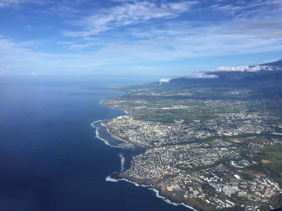 Helicopter flight over Reunion's volcanoes and cirques from St Pierre - Salazie, Voile de la Mariée, and Bélouve Forest