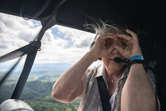Helicopter Ride in Smoky Mountain Sevierville Douglas Lake Tour - A short flight with a big view of East Tennessee