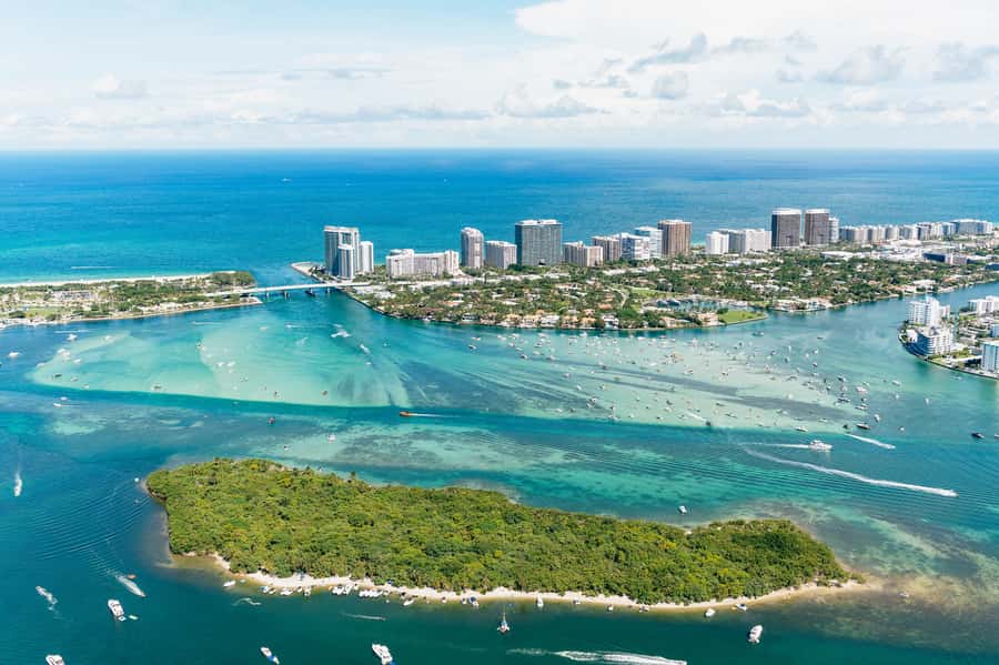 Helicopter Tour: Fort Lauderdale City and Beaches - The stadium and the coastal route