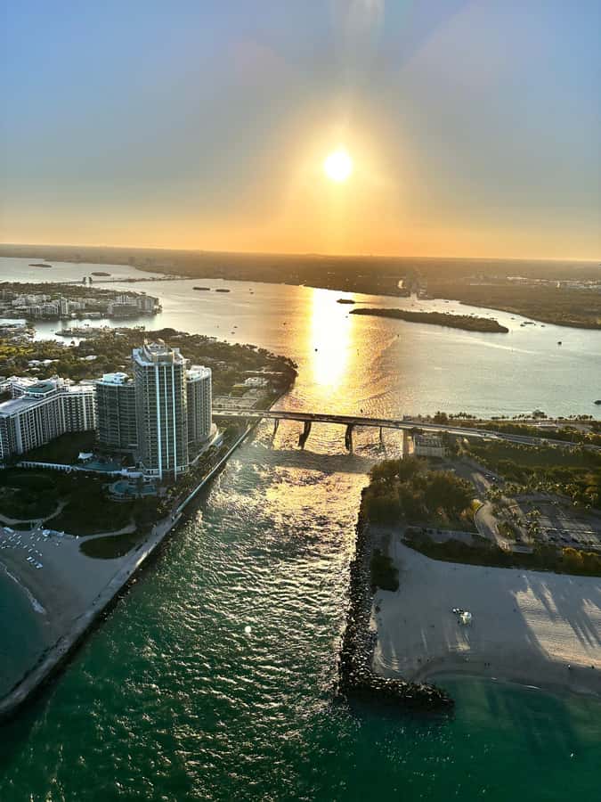 Helicopter Tour: Fort Lauderdale City and Beaches - Beaches, mansions, and Star Island views