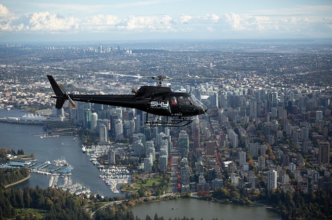 Helicopter Tour of Vancouver City (Depart SKY Hangar) - Stanley Park from above