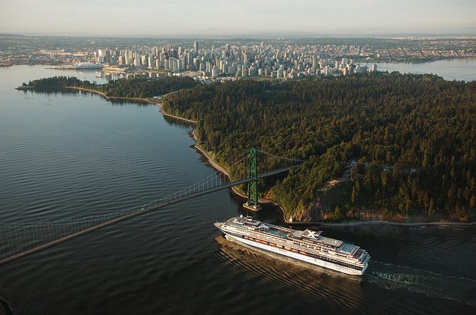 Helicopter Tour of Vancouver City (Depart SKY Hangar) - Weather, comfort, and practical limits