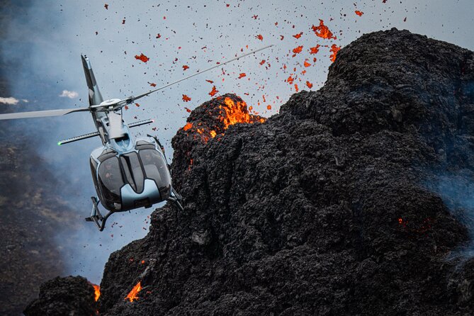 Helicopter Tour Over Iceland’s Reykjanes Volcano Eruption Site - Seeing lava, steam, and craters from above