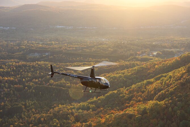 Helicopter Tour Over Mont-Tremblant 70KM ( 20 min ) - First view: Mont-Tremblant village and ski resort