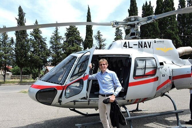Helicopter Tours Georgia / Tusheti, Kazbegi, Gudauri - Why the private format matters