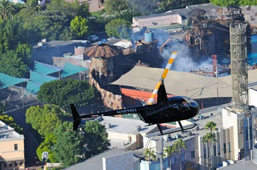 Hollywood Sign & Universal Studios Helicopter Tour - Why a helicopter is a smart way to see the Hollywood Sign