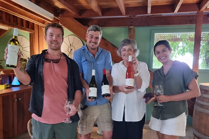 Hunter Valley Romantic Bubbly Breakfast Helicopter Tour from Cessnock - Peterson House for a country breakfast