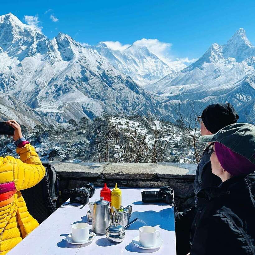Kathmandu: Everest Helicopter Tour with Landing & Breakfast - The return through Lukla to Kathmandu