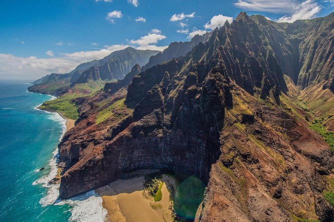 Kauai Eco Adventure Helicopter Tour - Why Kauai is best understood from the air