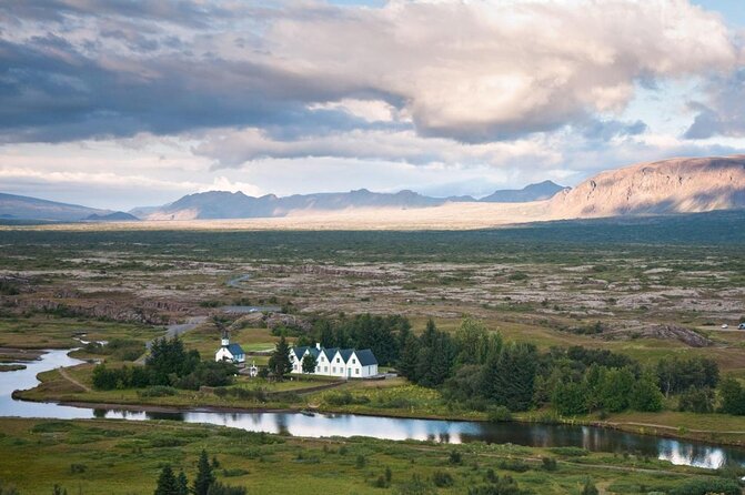 Landmarks from Above: Helicopter tour with 3 Landings - Key points to know before booking