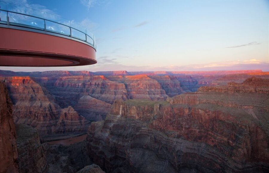 Las Vegas: Grand Canyon Helicopter Landing Tour - From Boulder City to the Grand Canyon West