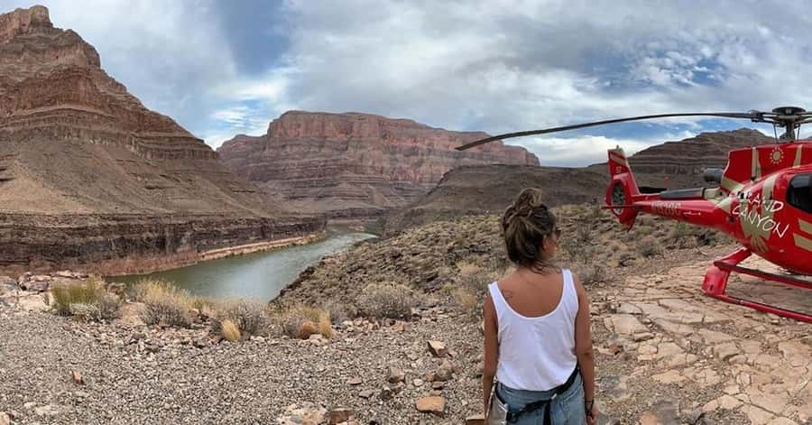 Las Vegas: Grand Canyon West Rim Tour with Helicopter Flight - Guano Point and the Hualapai experience