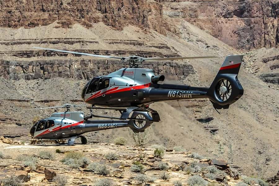 Las Vegas: Grand Canyon West Rim Tour with Helicopter Flight - Food, shuttle buses, and the race against the clock