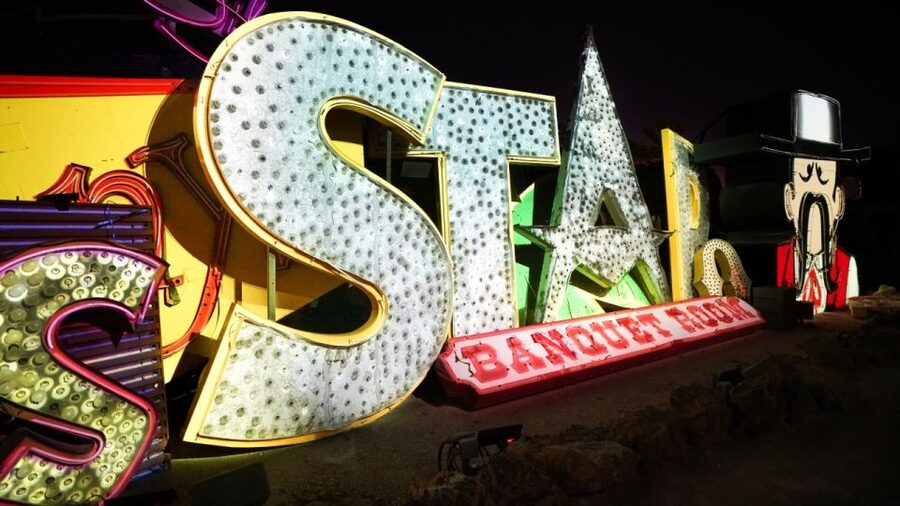 Las Vegas: Night Helicopter Flight and Neon Museum Tour - Practical details that can shape your evening