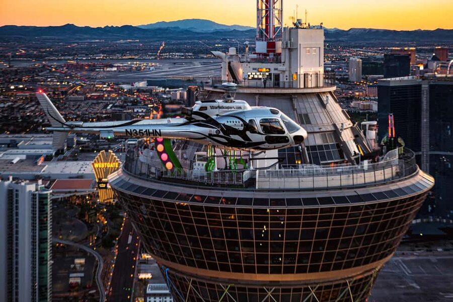 Las Vegas Night Strip Helicopter Wedding Ceremony Package - From your hotel to the VIP heliport