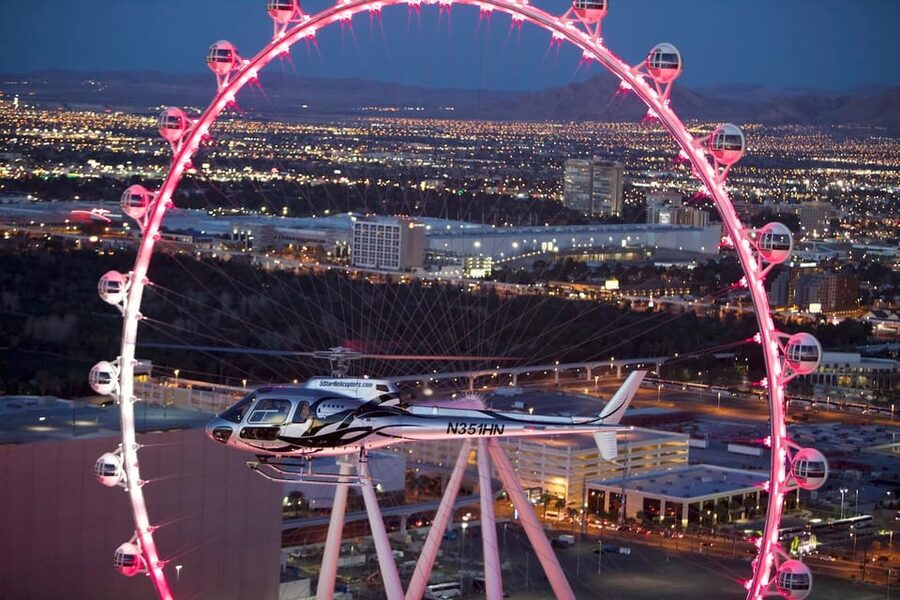 Las Vegas: Nighttime Helicopter Flight over the Strip - Who will enjoy this flight most