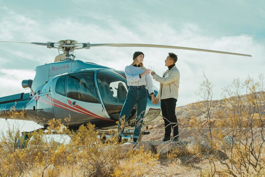 Las Vegas: Red Rock Canyon Helicopter Landing Tour - Returning over Bellagio, Luxor, and Allegiant Stadium
