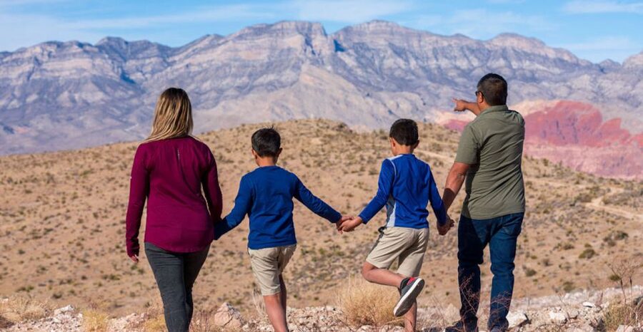 Las Vegas: Red Rock Canyon Helicopter Landing Tour - What the small group setup means