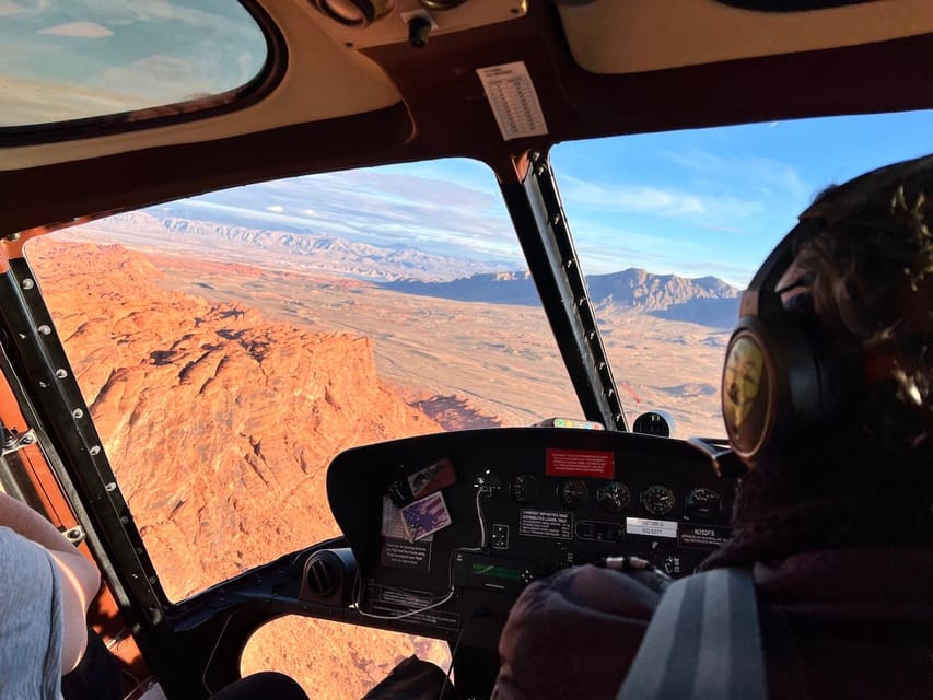 Las Vegas: Valley of Fire Helicopter with Scenic Landing - Landing on the Valley of Fire plateau
